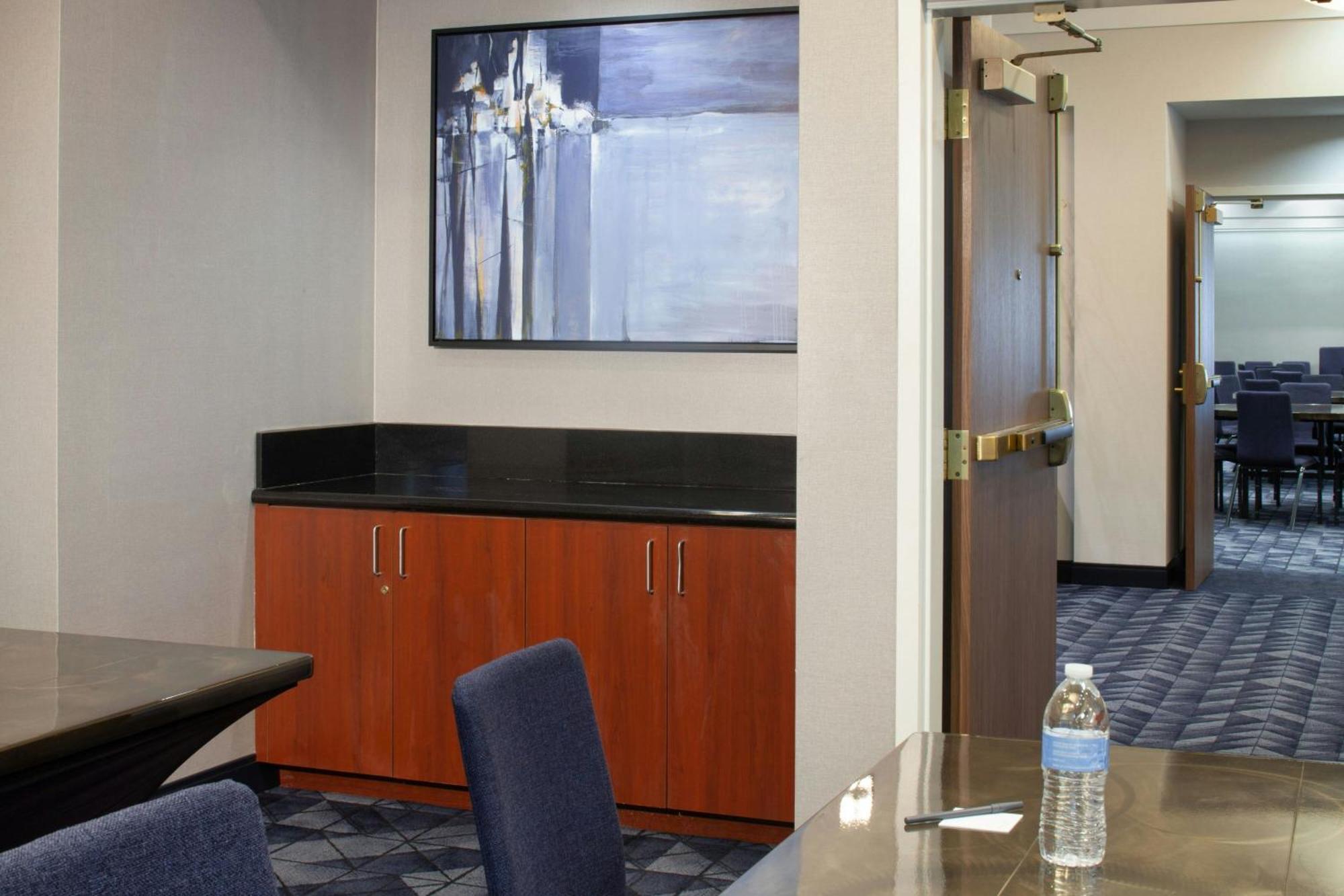 Courtyard By Marriott Newark Silicon Valley Εξωτερικό φωτογραφία