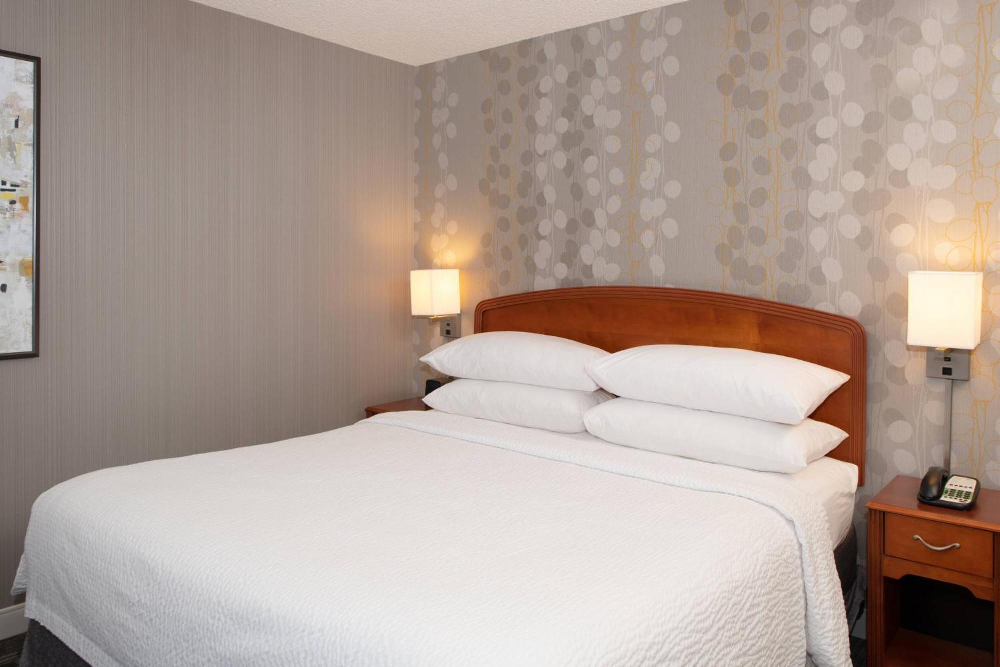 Courtyard By Marriott Newark Silicon Valley Εξωτερικό φωτογραφία