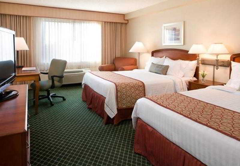 Courtyard By Marriott Newark Silicon Valley Εξωτερικό φωτογραφία