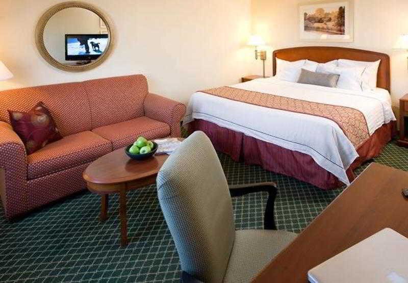 Courtyard By Marriott Newark Silicon Valley Εξωτερικό φωτογραφία
