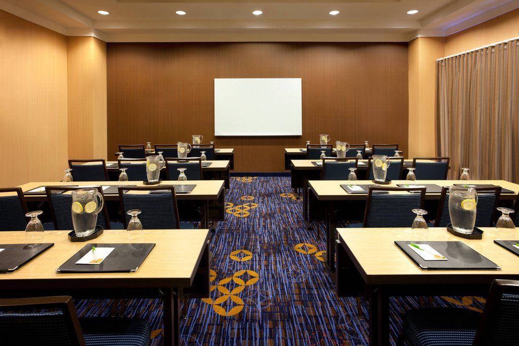 Courtyard By Marriott Newark Silicon Valley Εξωτερικό φωτογραφία